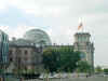 Reichstag_von Spree.jpg (83792 Byte)