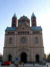 Kaiserdom Speyer_Front.JPG (58738 Byte)